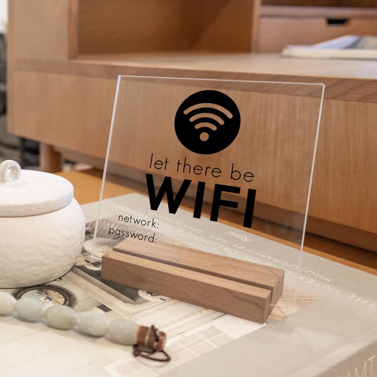 ¿Cómo utilizar la máquina cortadora láser de escritorio para hacer una tarjeta con contraseña WIFI?